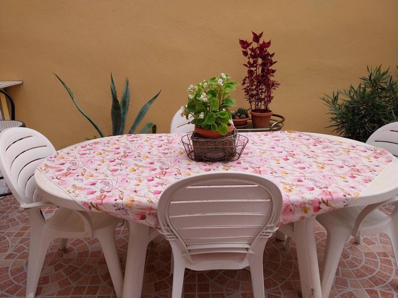 Il Giardino Di Marimar Apartment Екстериор снимка